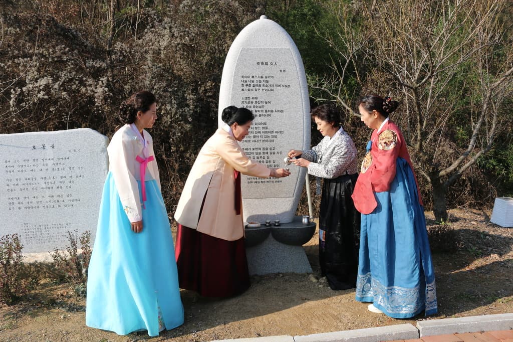 75-002.jpg